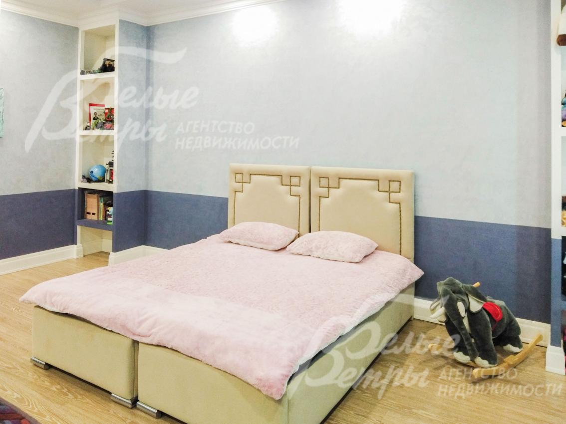 Кровать-трансформер в детской спальне