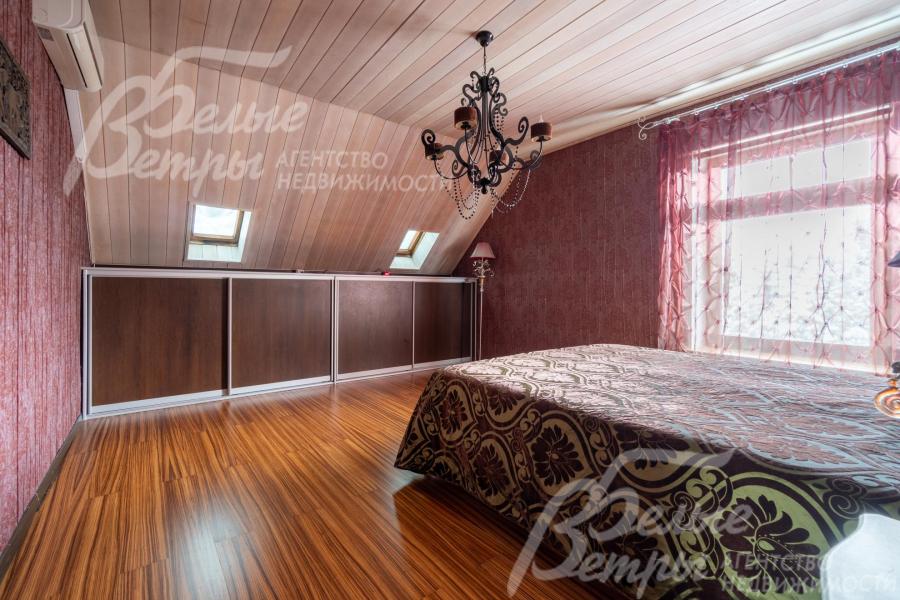 Мастер-спальня.