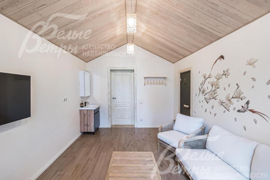 Красивая отделка в светлых тонах. 