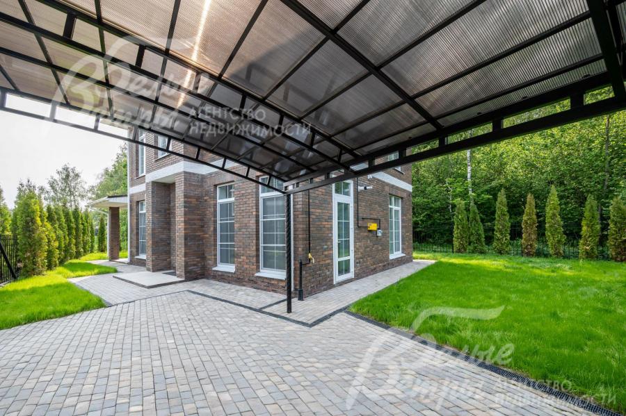 Навес для стоянки авто.