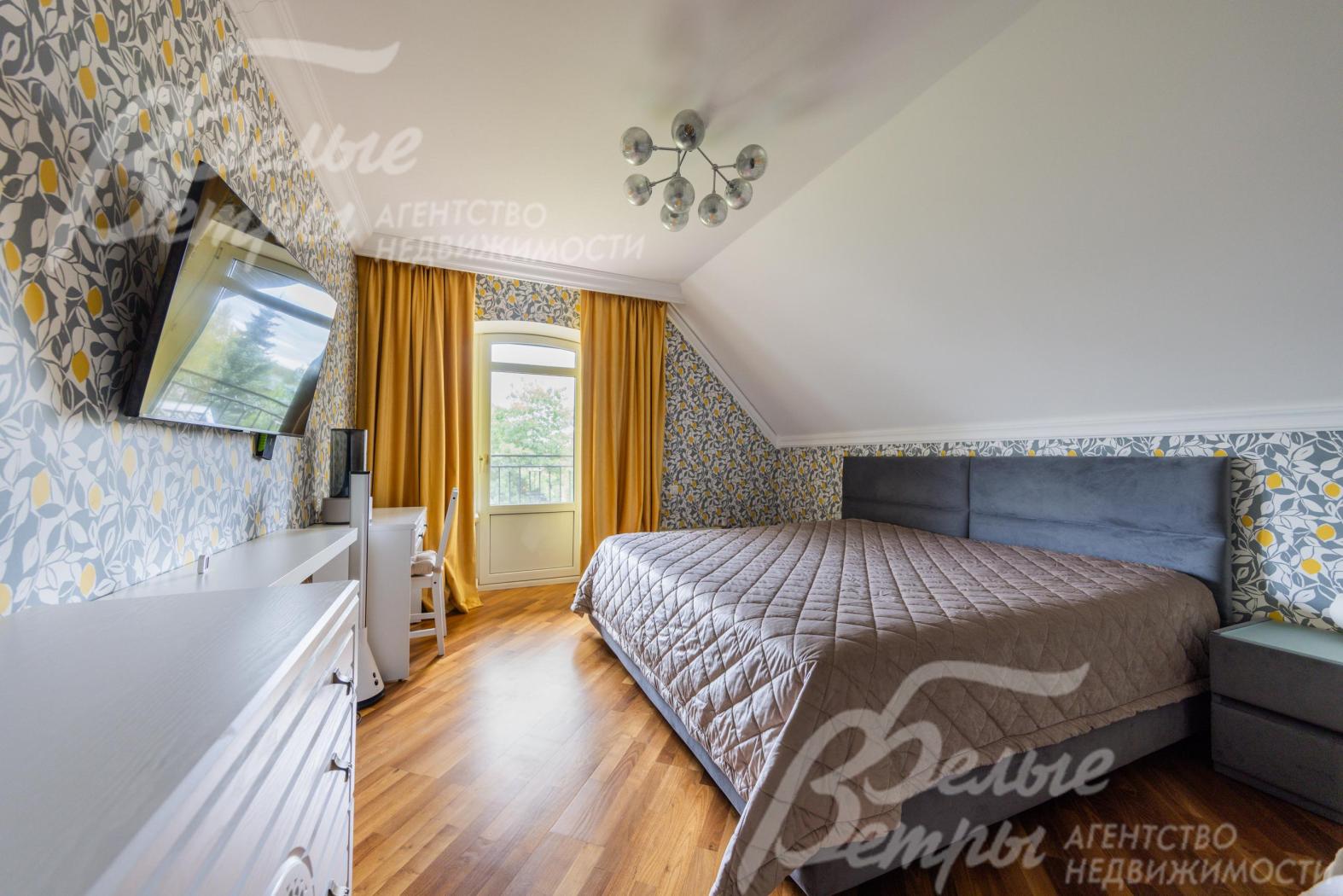 В доме 4 спальни