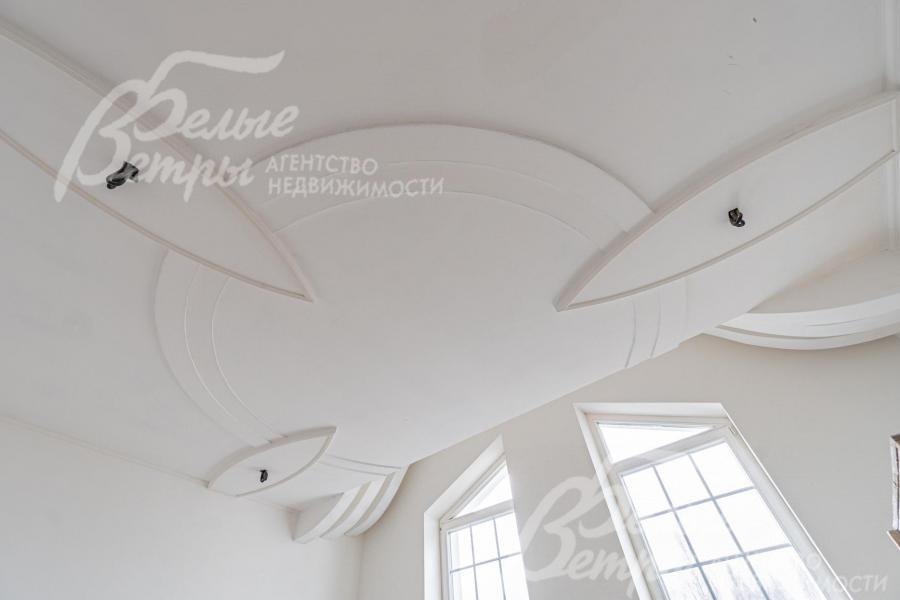 Многоуровневые потолки с лепниной Orac Décor