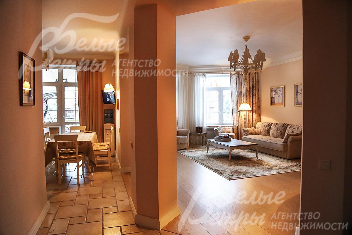 Таунхаус полностью меблирован