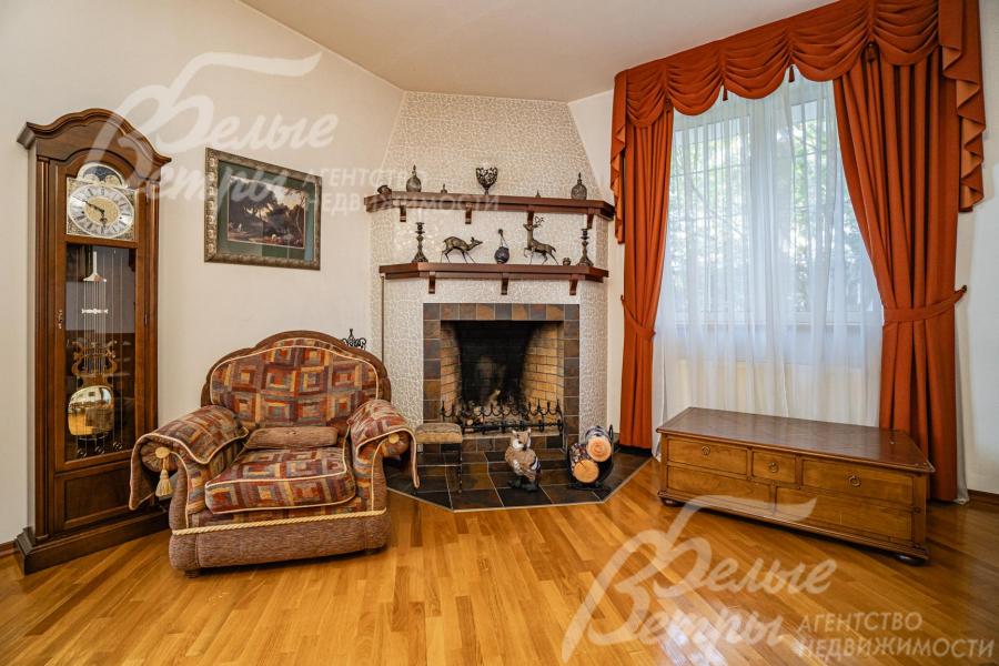 Классический дровяной камин