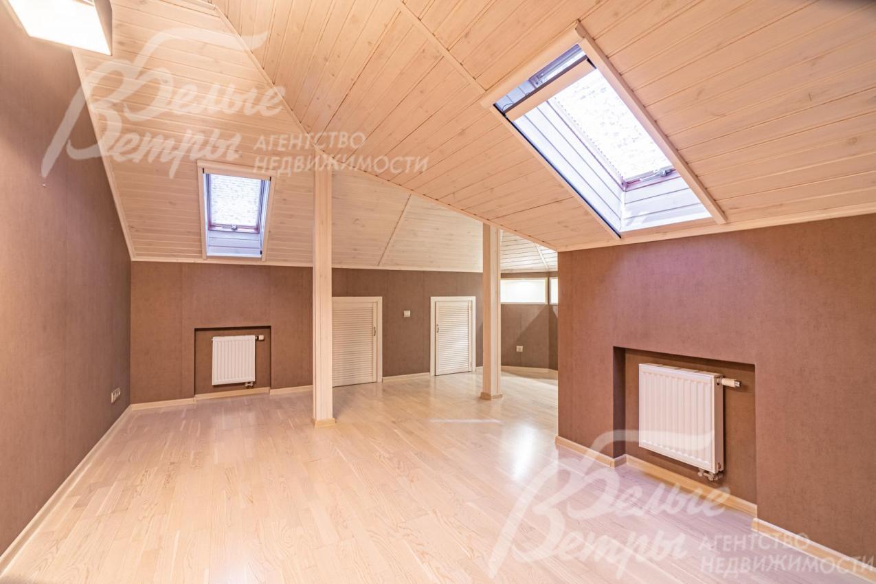 Спальня 19 кв.м на мансарде