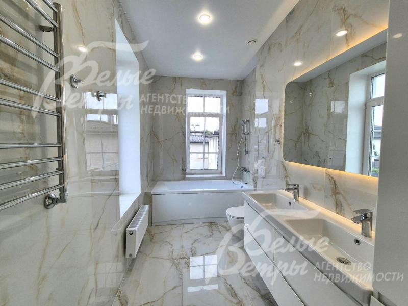 Санузел в мастер-спальне.