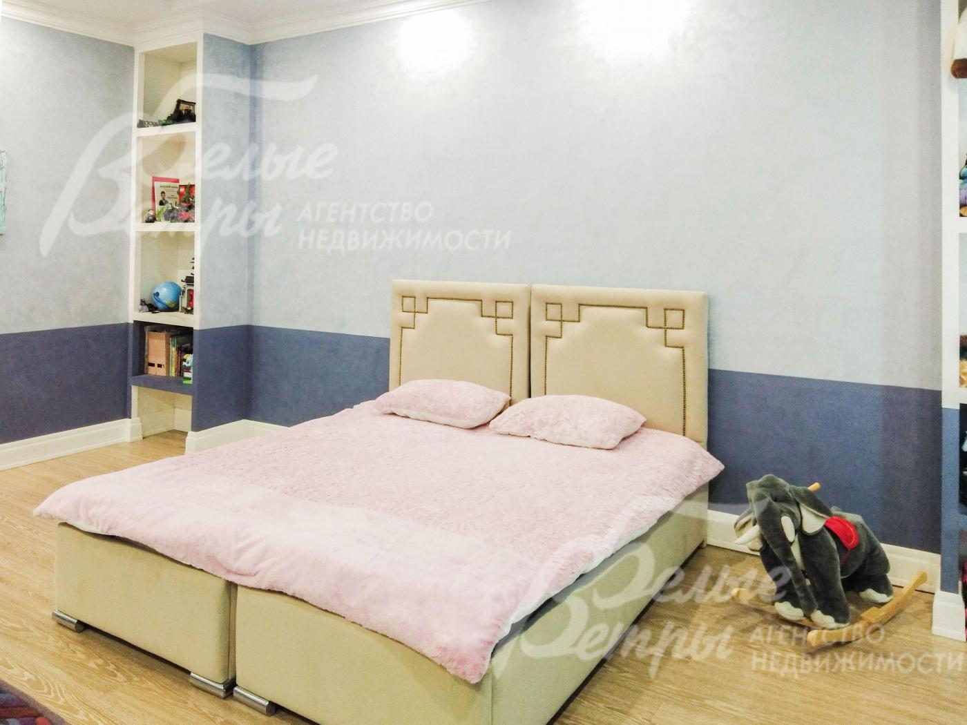 Кровать-трансформер в детской спальне