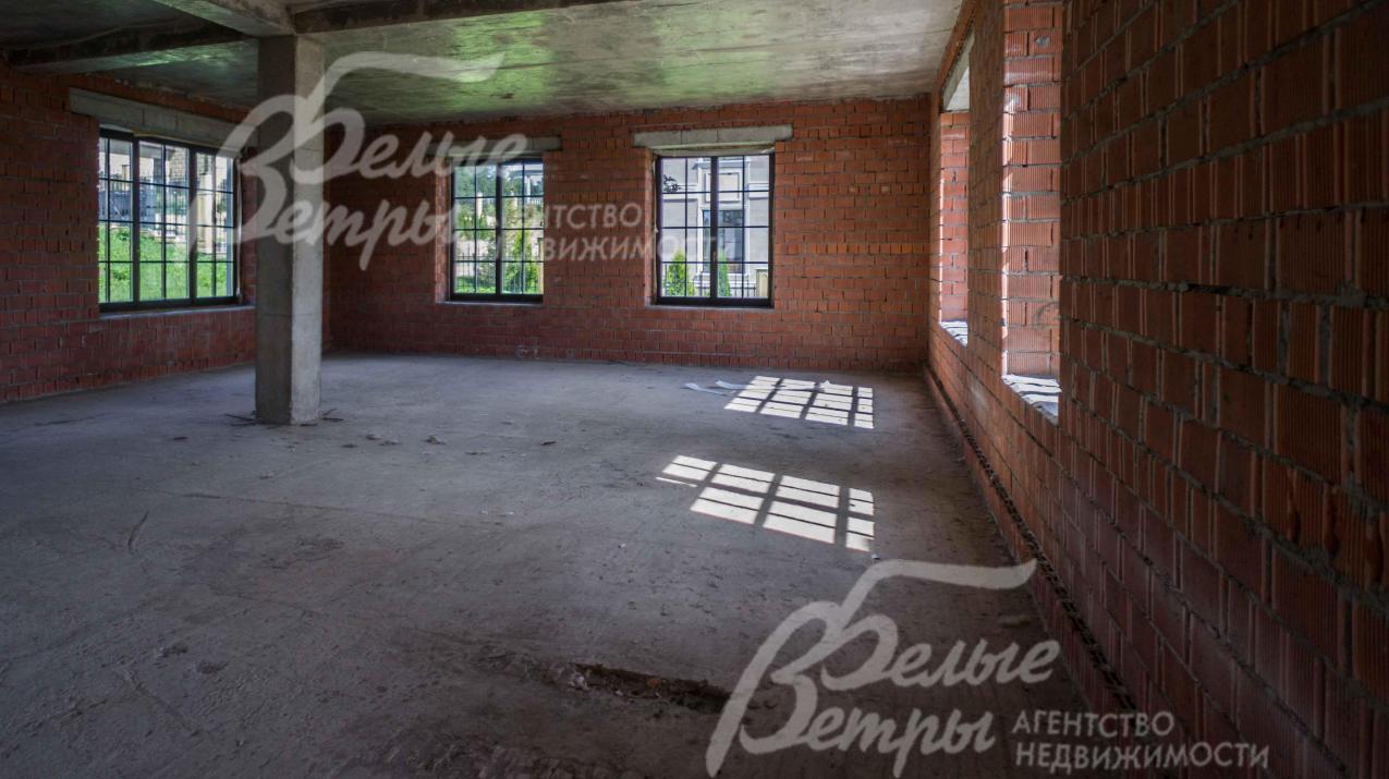 Установлены деревянные 2-х камерные стеклопакеты с раскладкой