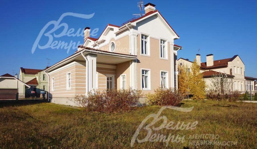 Дом с террасой