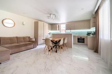 Дом, Лаптево КП, 370 кв.м