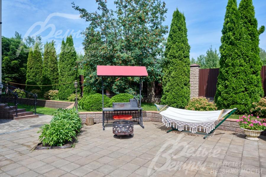 Зона мангала с гамаком